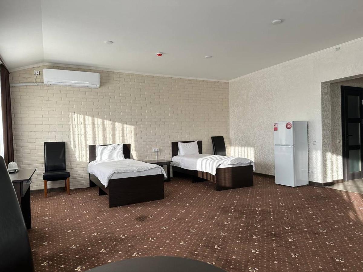 Hotel Merry Club Maliye Khutora 外观 照片